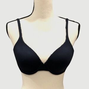 Victoria's Secret Body by Victoria Lined Perfect Coverage Navy/Beige Bra Bundle